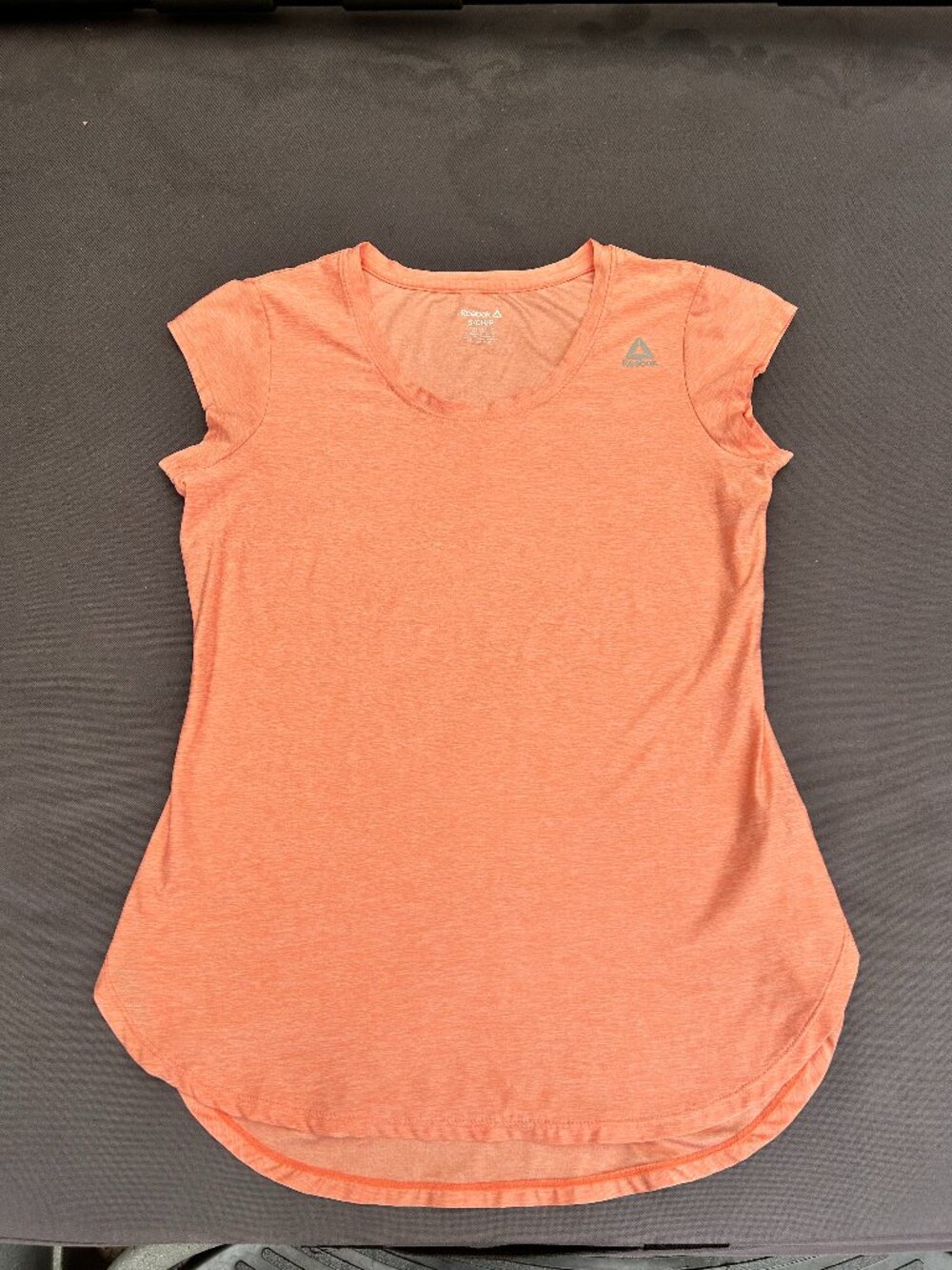 Reebok slim running athletic t-shirt, lightweight, coral, small